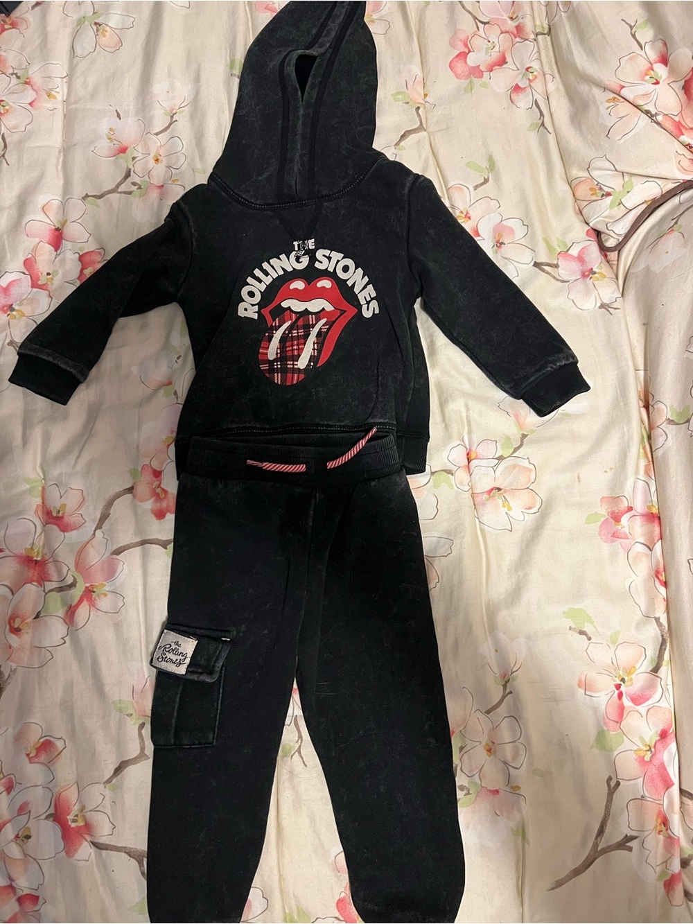 The Rolling Stones Hoodie And Sweats Outfit Kids Size 18 months Dark Grey Black